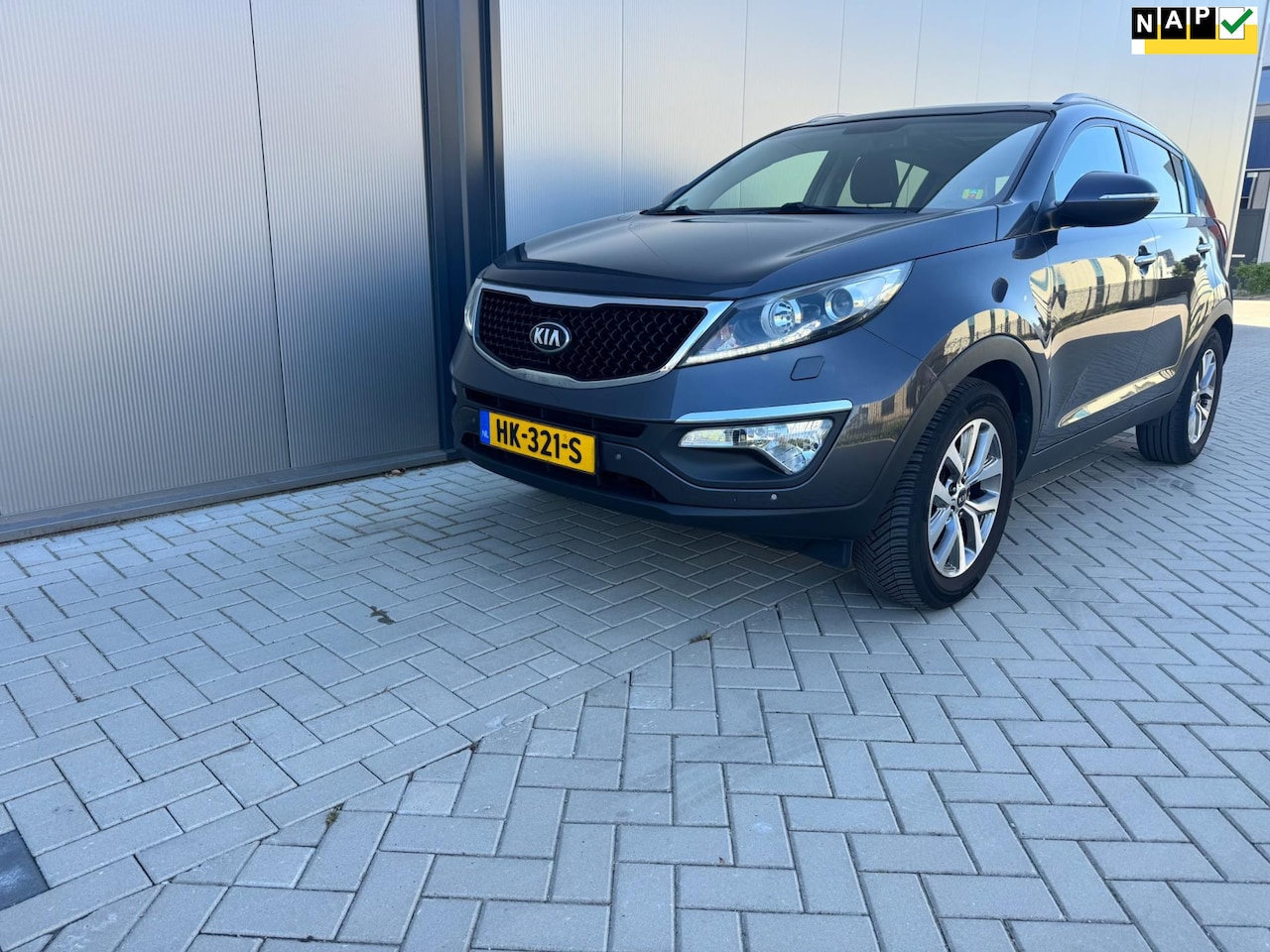Kia Sportage - 1.6 GDI X-treme ExecutiveLine 1.6 GDI X-treme ExecutiveLine - AutoWereld.nl