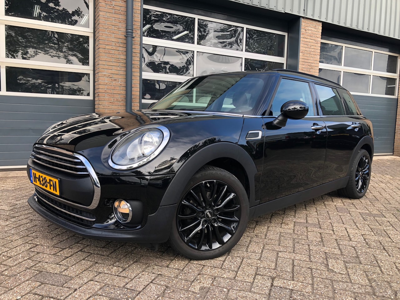 MINI Clubman - Mini 1.5 One Chili Serious Business Trekhaak - AutoWereld.nl