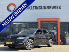 Skoda Octavia Combi - 1.4 TSI iV PHEV Business Edition / Trekhaak / Apple Carplay & Android Auto / Panoramadak /