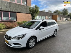 Opel Astra Sports Tourer - 1.4 Innovation Airco Pano Boekjes Autom
