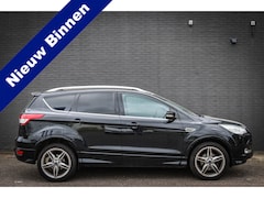 Ford Kuga - 1.5 Titanium Styling Pack Net binnen; wordt nog klaargemaakt
