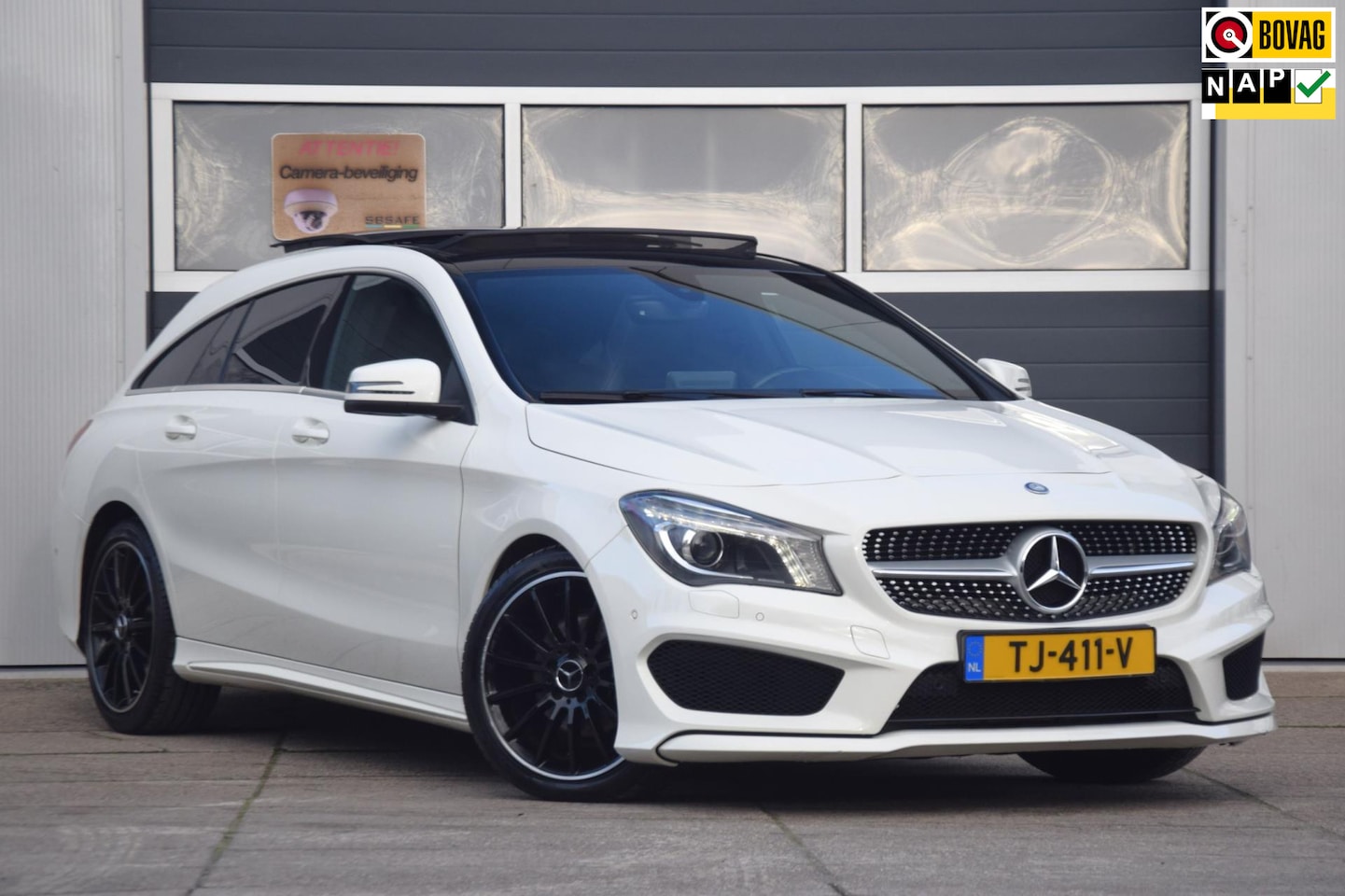 Mercedes-Benz CLA-klasse Shooting Brake - 180 AMG Edition / Panoramadak / - AutoWereld.nl