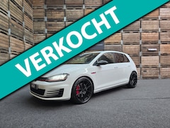 Volkswagen Golf - 2.0 TSI GTI Performance Navigatie LED Cruise PDC 19"LM