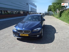 BMW 5-serie - 550xi High Executive V8 408 PK 4 WIEL DRIVE /LEDER/NAVI/HEAD UP