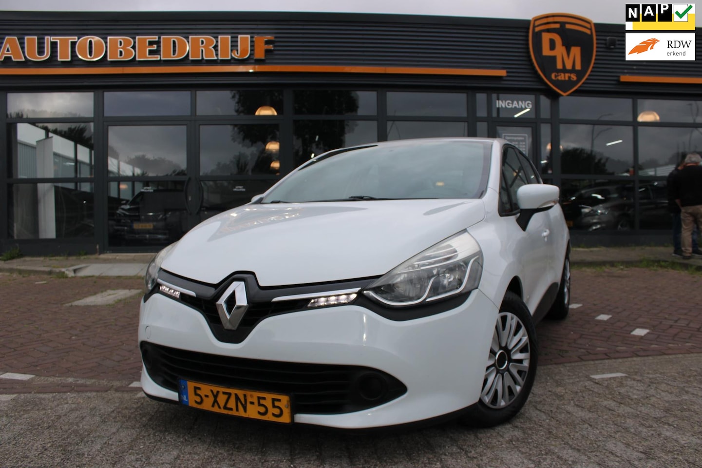Renault Clio - 0.9 TCe Expression | Navi | Airco | Cruise | - AutoWereld.nl