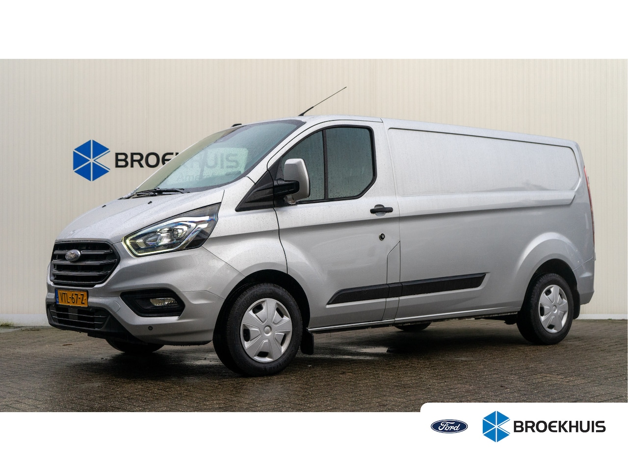 Ford Transit Custom - 300 2.0 TDCI L2H1 Trend Automaat | Winterpakket | Cruise Controle | Airco | Carplay - AutoWereld.nl