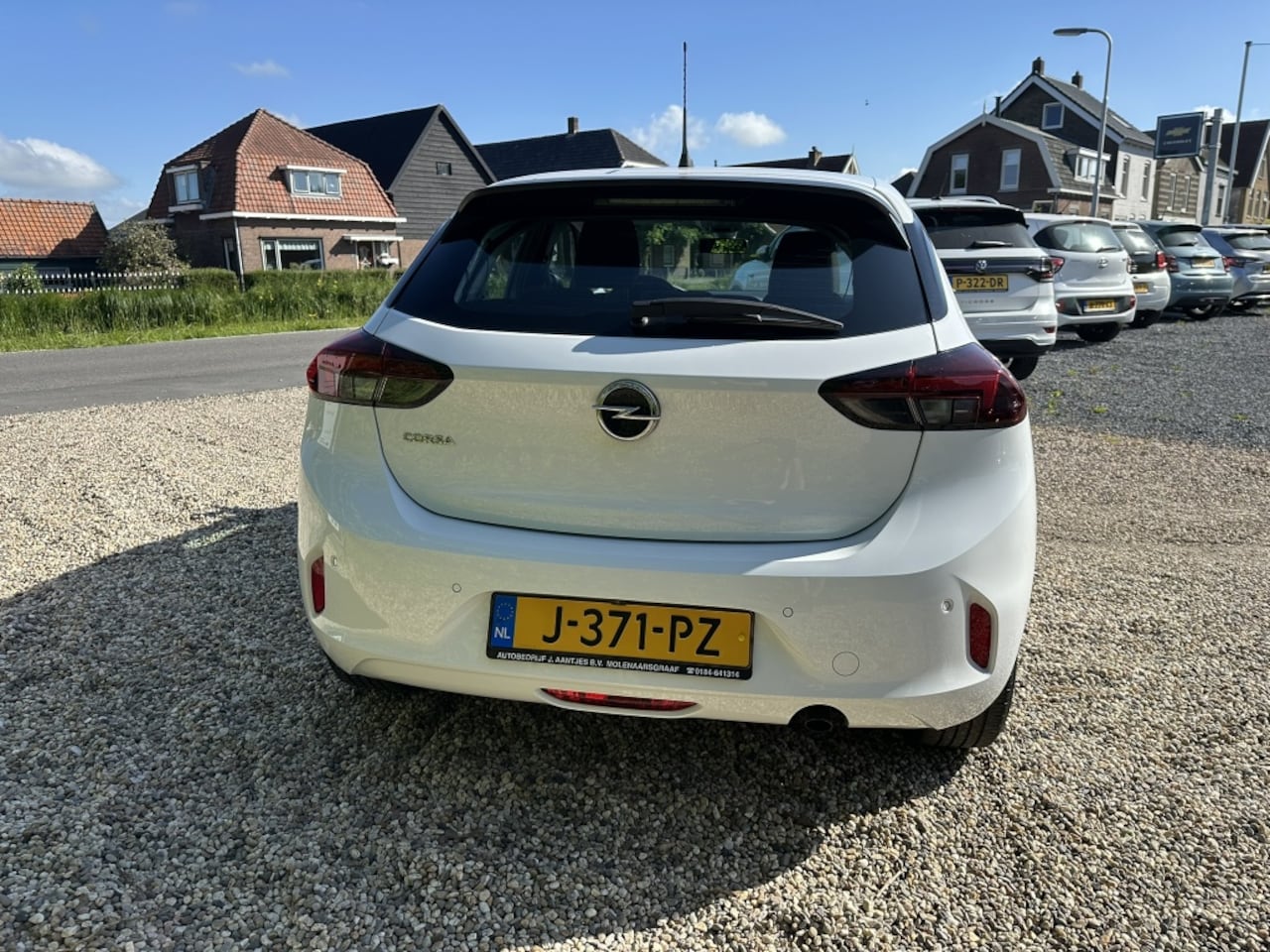 Opel Corsa - 1.2 100PK Edition Navi/PDC/Camera