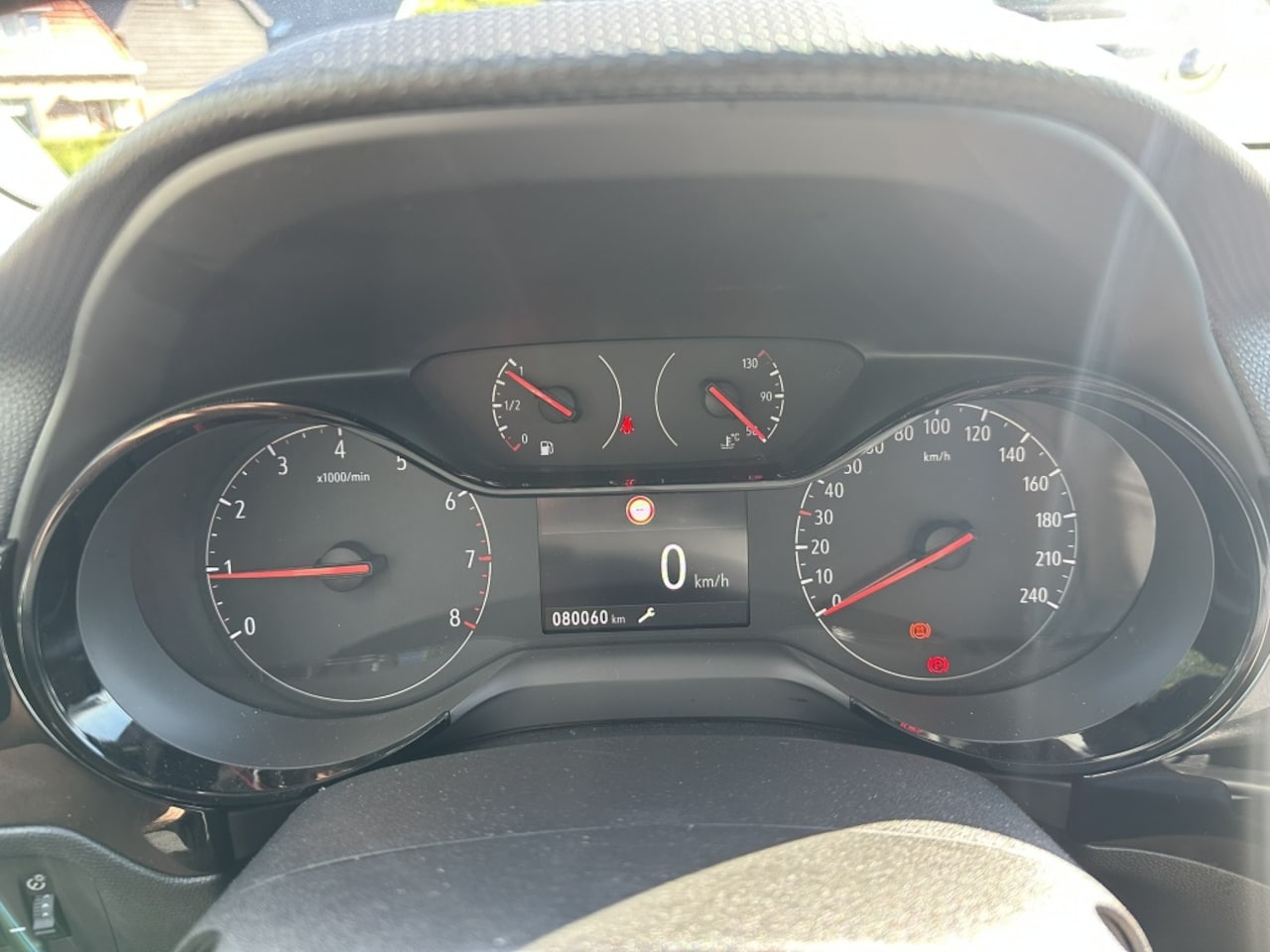Opel Corsa - 1.2 100PK Edition Navi/PDC/Camera