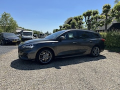 Ford Focus Wagon - 1.0 Hybrid ST-Line