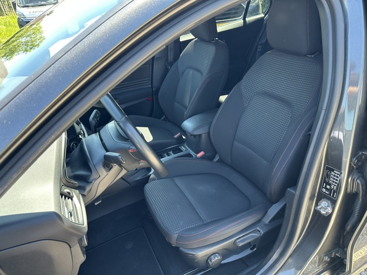 Ford Focus Wagon - 1.0 Hybrid ST-Line