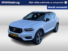 Volvo XC40 - 2.0 T4 R-Design