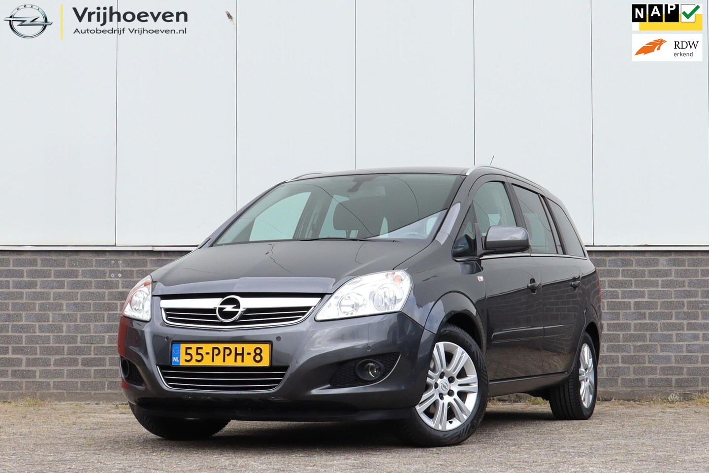 Opel Zafira - 1.8 Cosmo 7 Pers. Trekhaak - AutoWereld.nl