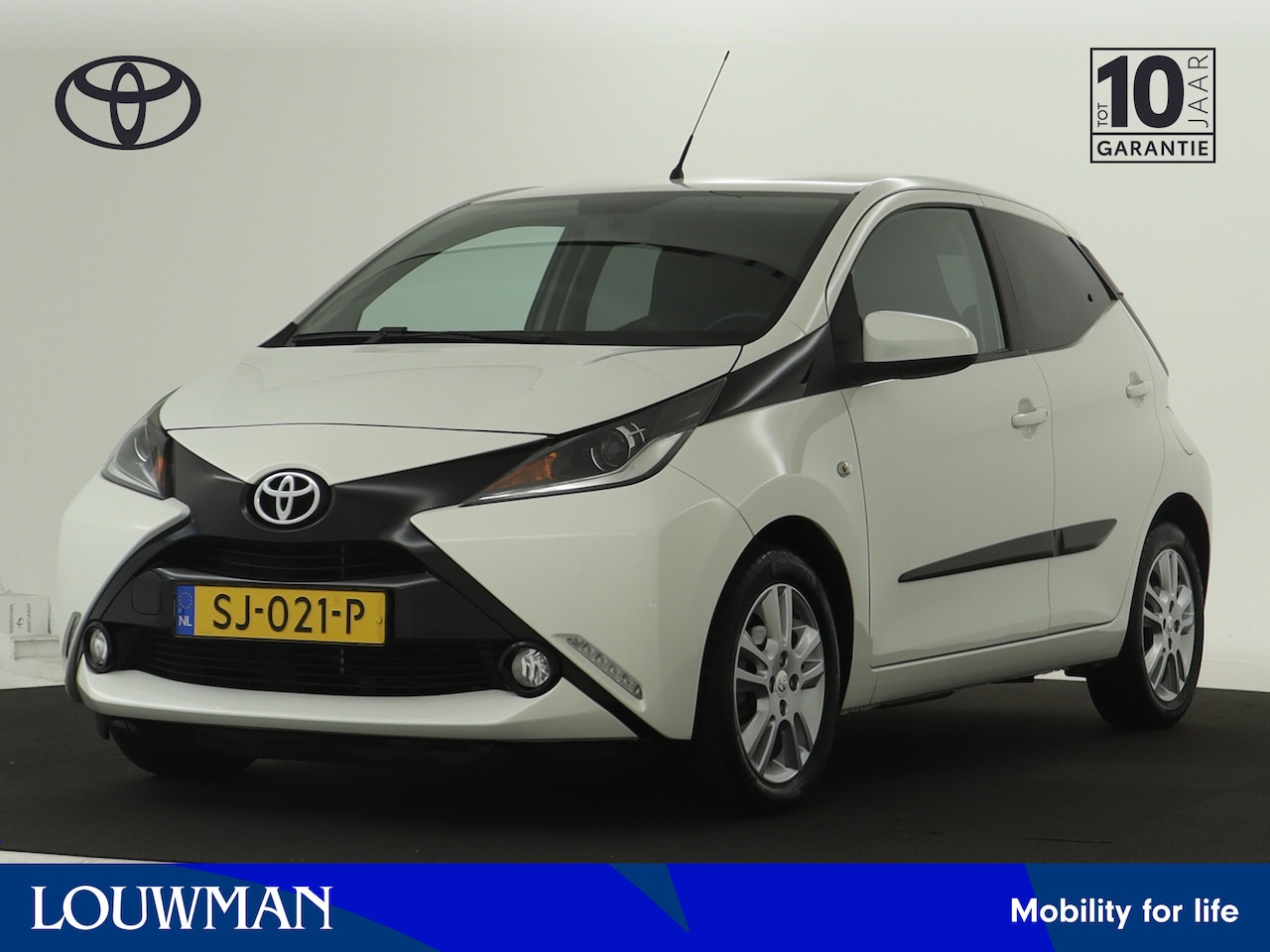 Toyota Aygo - 1.0 VVT-i X-Joy | Apple CarPlay | Android Auto | - AutoWereld.nl