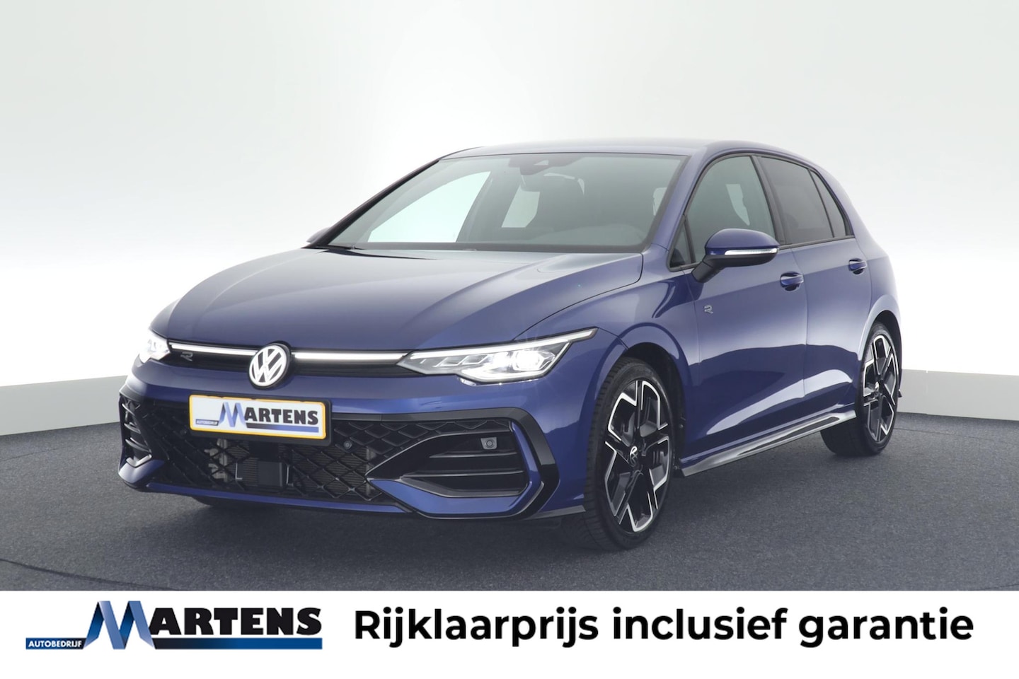 Volkswagen Golf - 8.5 1.5 eTSI 150pk DSG R-Line Edition Camera Matrix Led Keyless Virtual Cockpit Stoelverwa - AutoWereld.nl