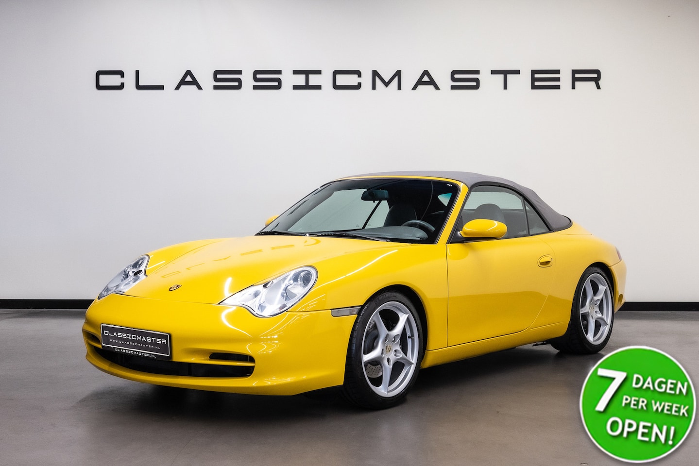 Porsche 911 Cabrio - 3.6 Carrera Uniek  2 eigenaren - AutoWereld.nl