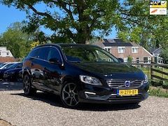 Volvo V60 - 2.0 D3 Ocean race | Vol leder + Clima + Cruise + Navi nu € 8.975,