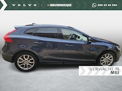 Volvo V40 Cross Country - 1.5 T3 Polar+ Luxury