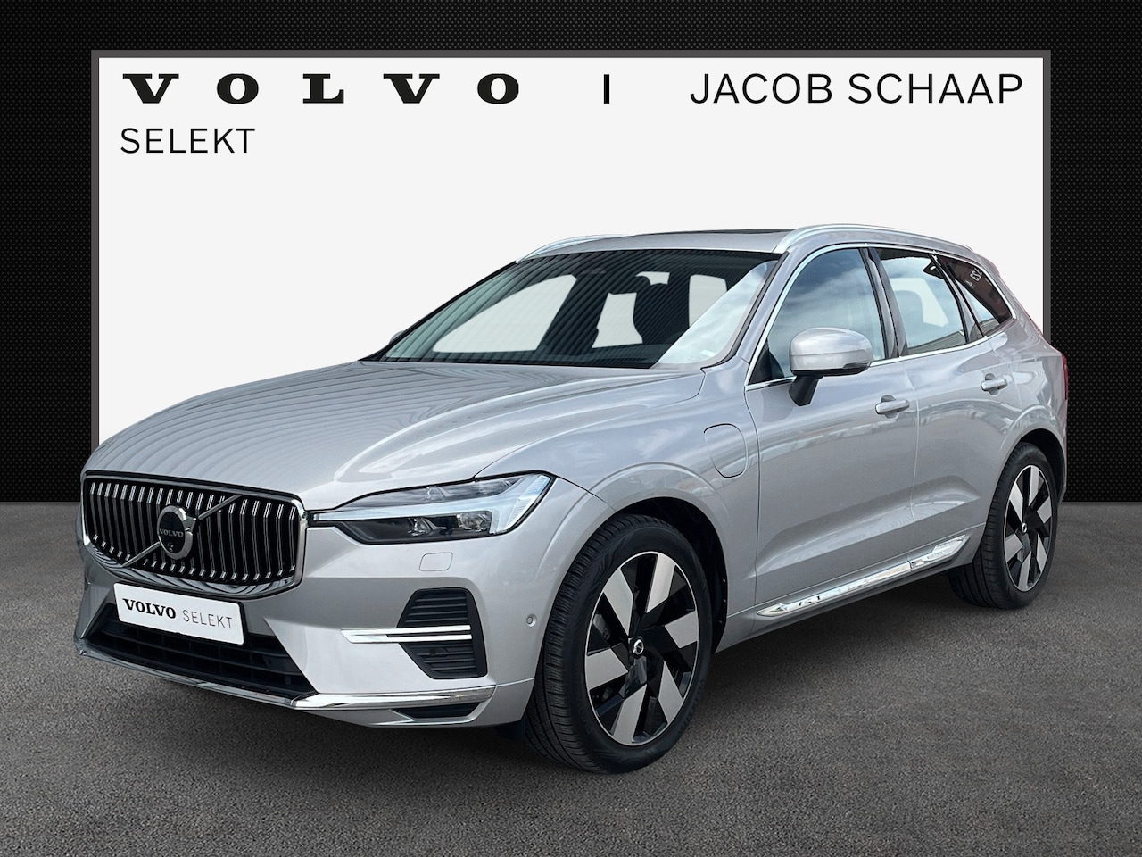 Volvo XC60 - T6 Plug-in AWD Ultimate Bright / FULL OPTIONS / Luchtvering / Bowers & Wilkins audiosystee - AutoWereld.nl
