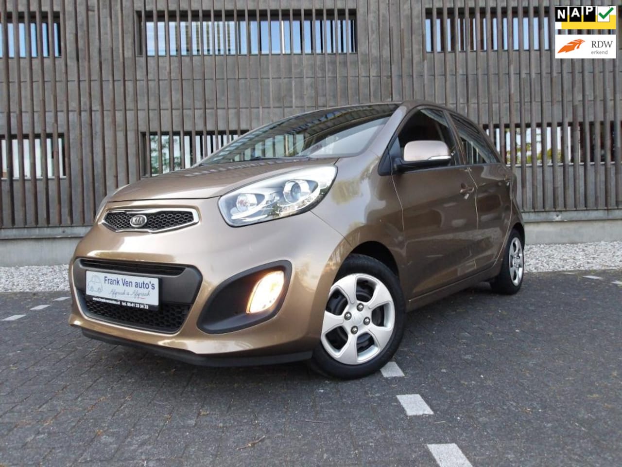 Kia Picanto - 1.0 CVVT Comfort Pack/5dr/USB AUX/LEDverlichting/oh beurt/nw APK/5 zitpl/elektr.inklapbare - AutoWereld.nl