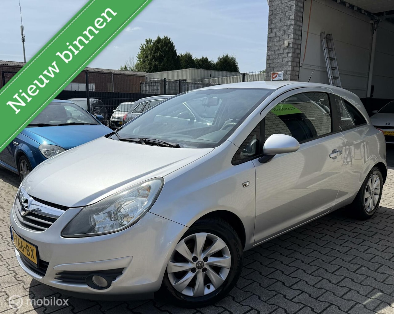 Opel Corsa - 1.4-16V Business / BJ 2010 /Sport.V/ Airco /N.A.P - AutoWereld.nl
