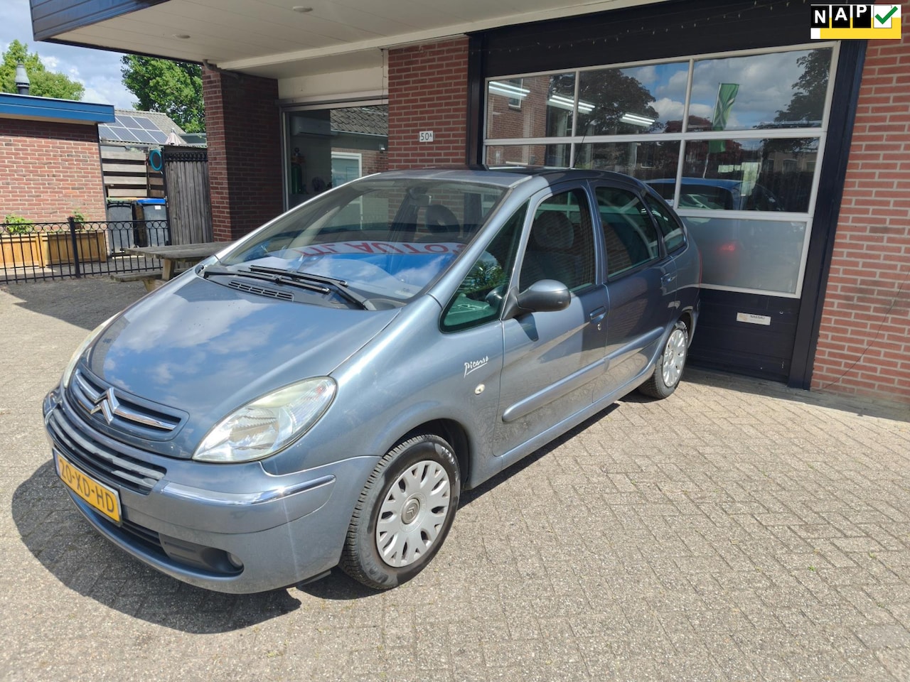 Citroën Xsara Picasso - 1.6i-16V Caractère 1.6i-16V Caractère, Trekhaak, Clima, Cruise, NW APK, PDC, NAP - AutoWereld.nl