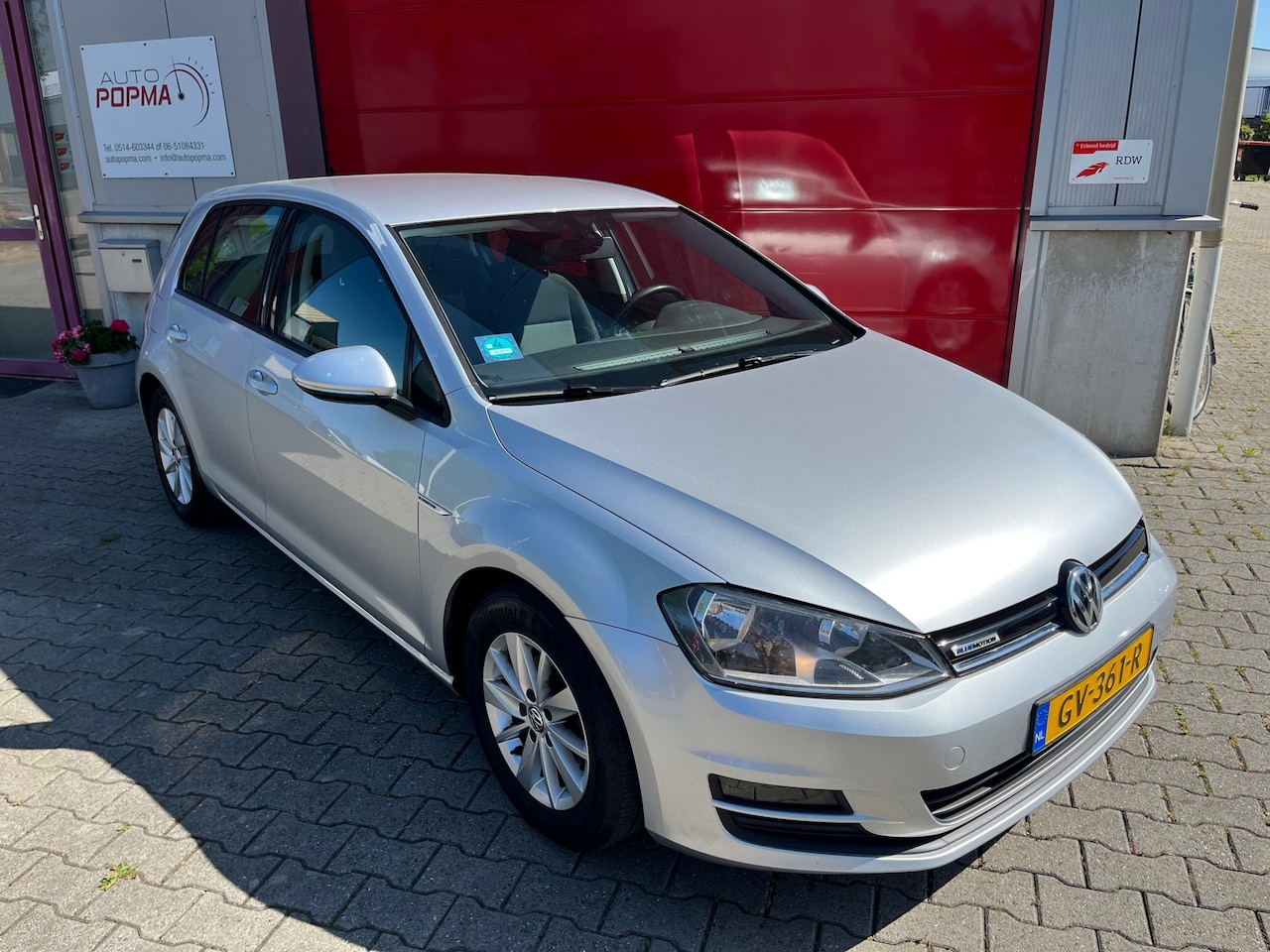Volkswagen Golf - 1.0 TSI 115pk Trendline Automaat / Navi / LM velgen 15" / Executive pakket / Radio CD / NL - AutoWereld.nl