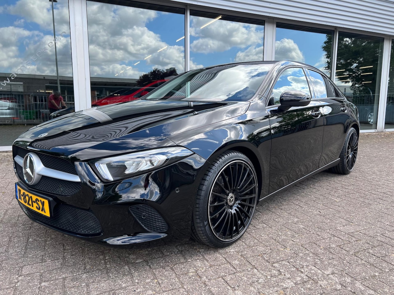 Mercedes-Benz A-klasse - 180 Sedan Automaat, LED, Navi, 19"Velgen - AutoWereld.nl