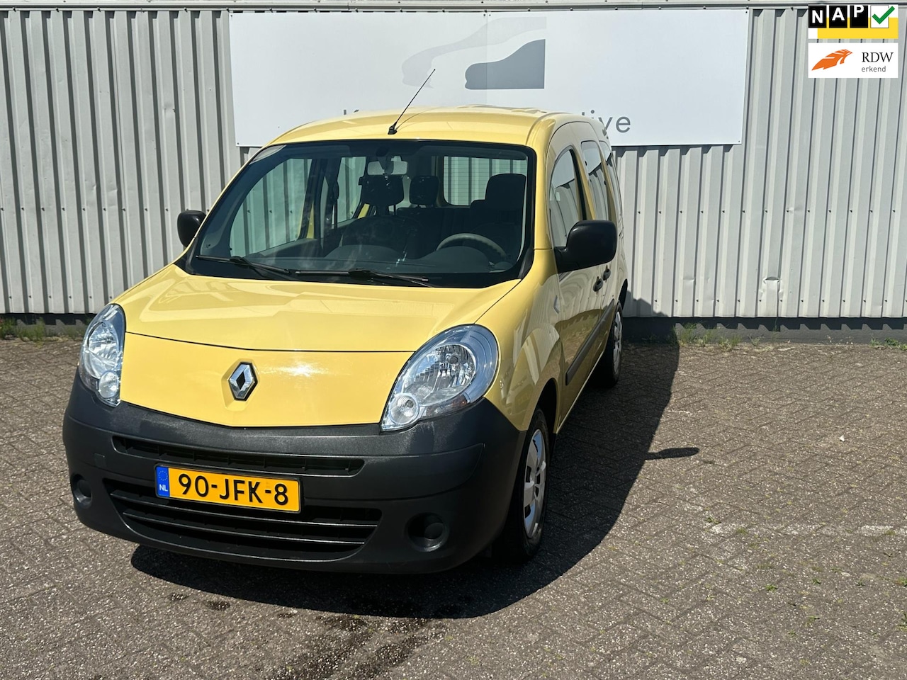 Renault Kangoo Family - 1.6-16V Expression 56.000km - AutoWereld.nl