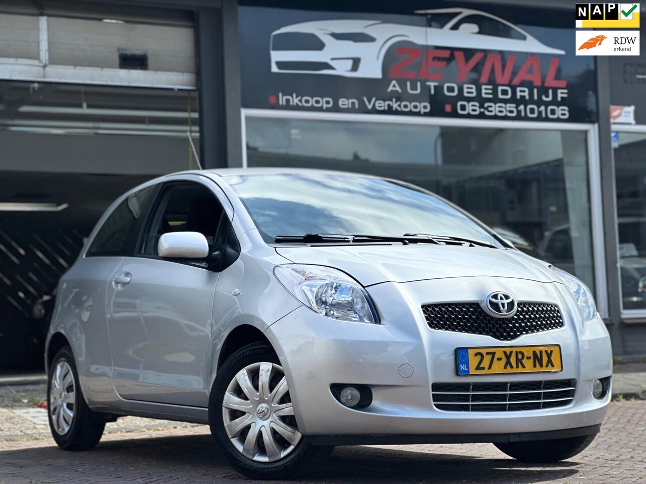 Toyota Yaris - 1.3 VVTi Sol MMT Automaat Airco PDC NAP - AutoWereld.nl