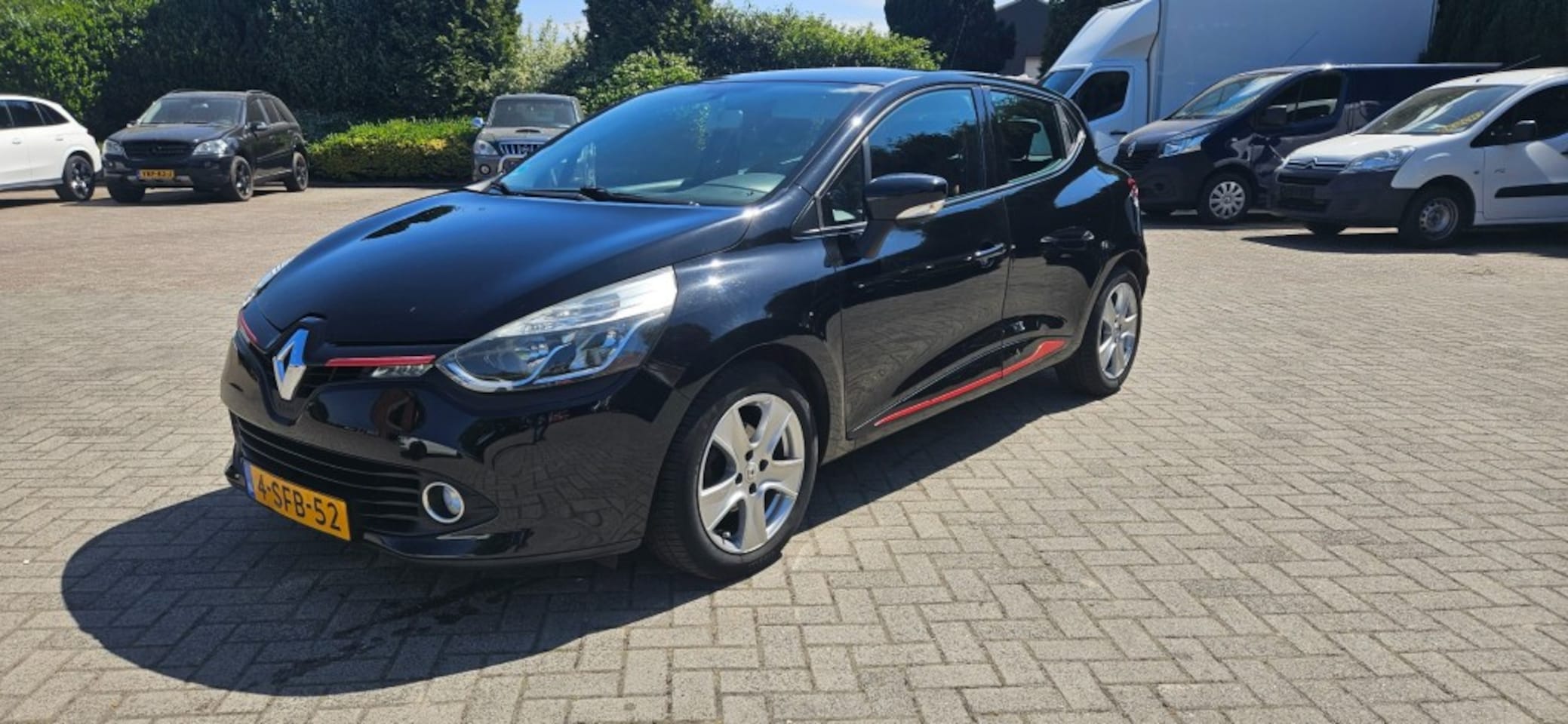 Renault Clio - 0.9 TCe Expression 0.9 TCE EXPRESSION - AutoWereld.nl