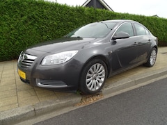 Opel Insignia - 1.6 BUSINESS-Navi-Cruise-Trkh-Pdc-Media