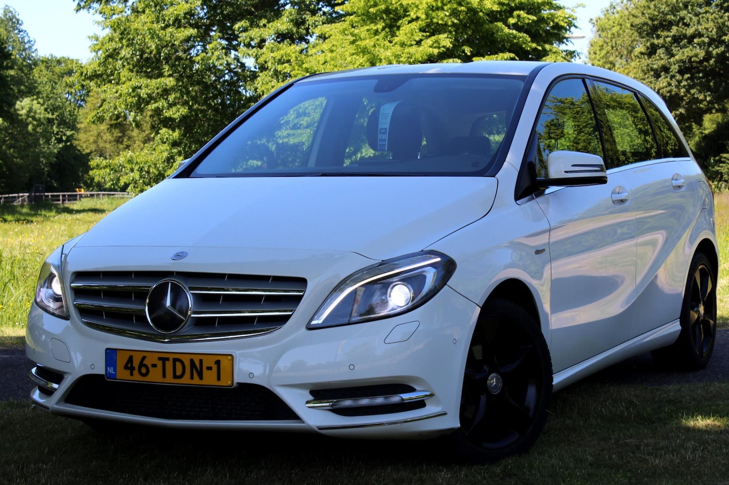 Mercedes-Benz B-klasse - 180 Ambition 95.226KM! NAP! BJ.2012 - AutoWereld.nl