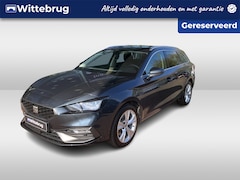 Seat Leon Sportstourer - 1.4 TSI eHybrid 204pk DSG PHEV FR / Panoramadak / Achteruitrijcamera / Stuur & Stoelverwar