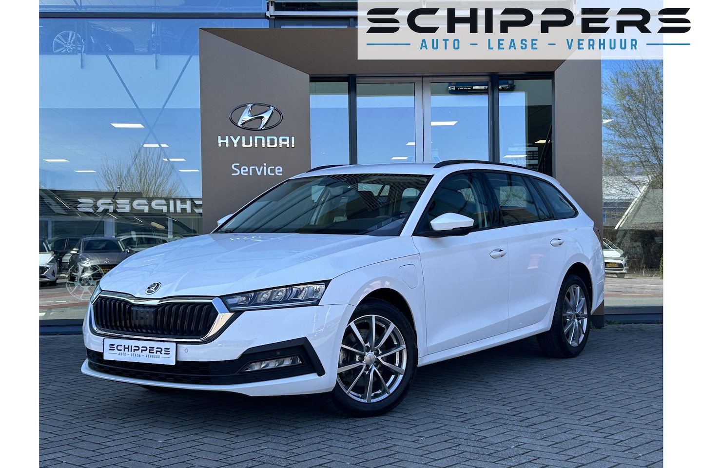 Skoda Octavia Combi - 1.4 TSI iV PHEV Ambition | Plug-in Hybrid - AutoWereld.nl