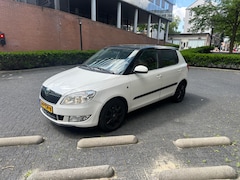 Skoda Fabia - 1.2 TSI Automaat NW APK Airco Snow White