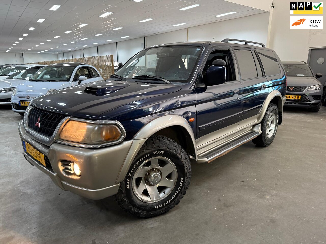 Mitsubishi Pajero Sport - 2.5 TDI GLS Panel Van / GRIJS KENTEKEN / RIJDT SCHAKELT GOED - AutoWereld.nl