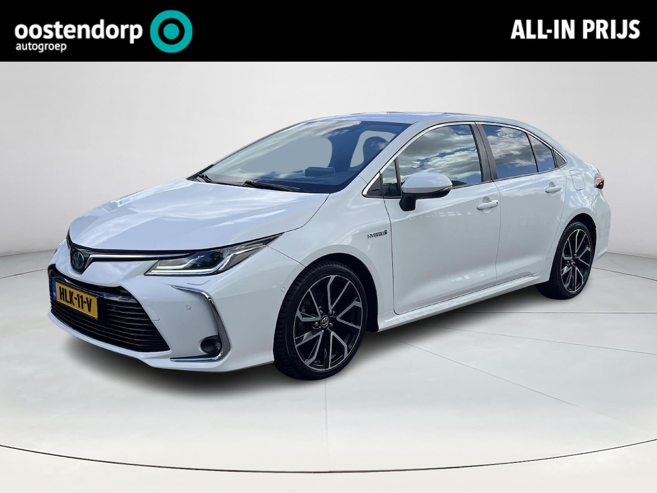 Toyota Corolla - 1.8 Hybrid Executive | Lederen bekleding | Achterbank verwarming | Navigatie | Parkeerhulp - AutoWereld.nl