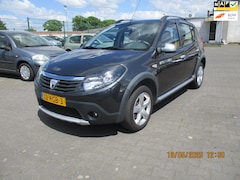 Dacia Sandero Stepway - Sandero 1.6 Stepway-AIRCO