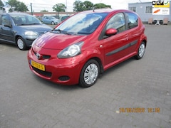Toyota Aygo - Aygo 1.0-12V Comfort Navigator-AIRCO-NAVIGATIE
