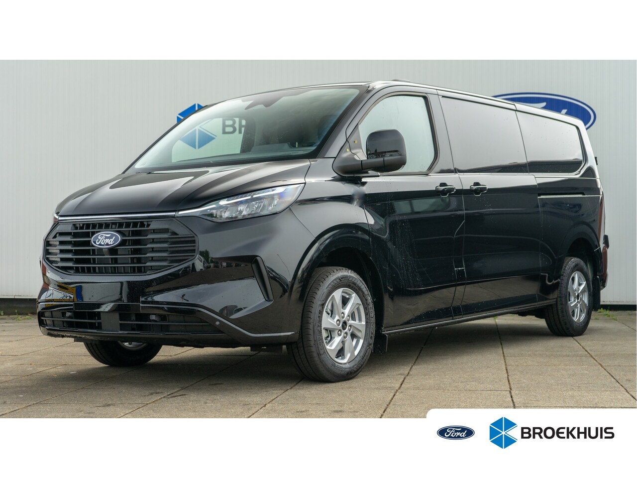 Ford Transit Custom - 320 2.0 136 PK L2H1 Limited | Navigatie | Trekhaak | AGM Accu - AutoWereld.nl