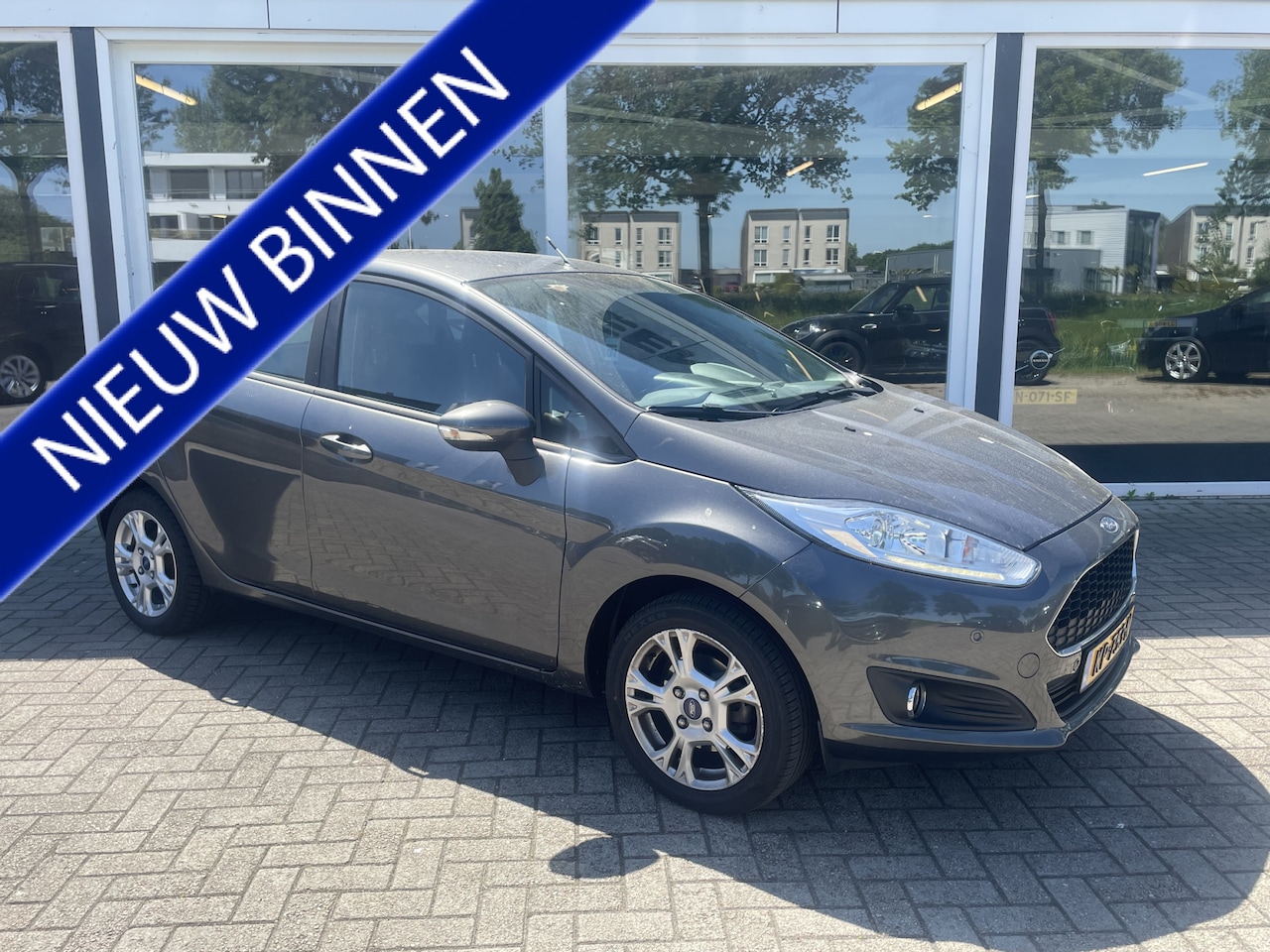 Ford Fiesta - 1.0 Style Ultimate 50% deal 3.475,- ACTIE Navi / Cruise / Airco / PDC / Telefoon - AutoWereld.nl