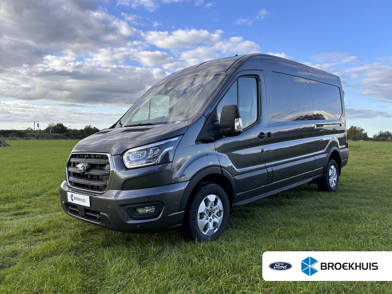 Ford Transit - 350 2.0 TDCI L3H2 Limited € 7.075,- voorraadvoordeel | Keyless Entry | Trekhaak | Reservew - AutoWereld.nl