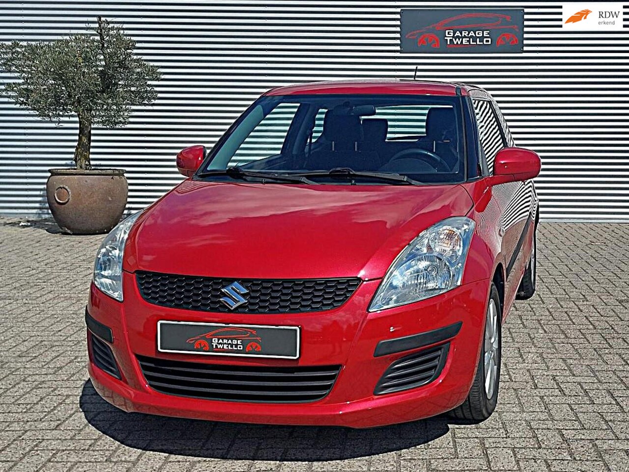 Suzuki Swift - 1.2 Base airco, lichtmetalen velgen, - AutoWereld.nl