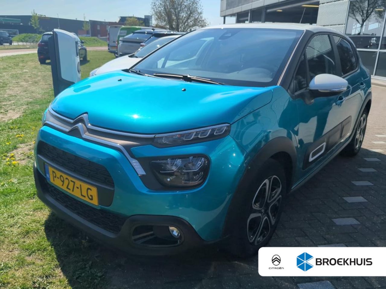 Citroën C3 - 1.2 PureTech Feel | Achterbank in delen neerklapbaar | Airco (automatisch) | Apple Carplay - AutoWereld.nl