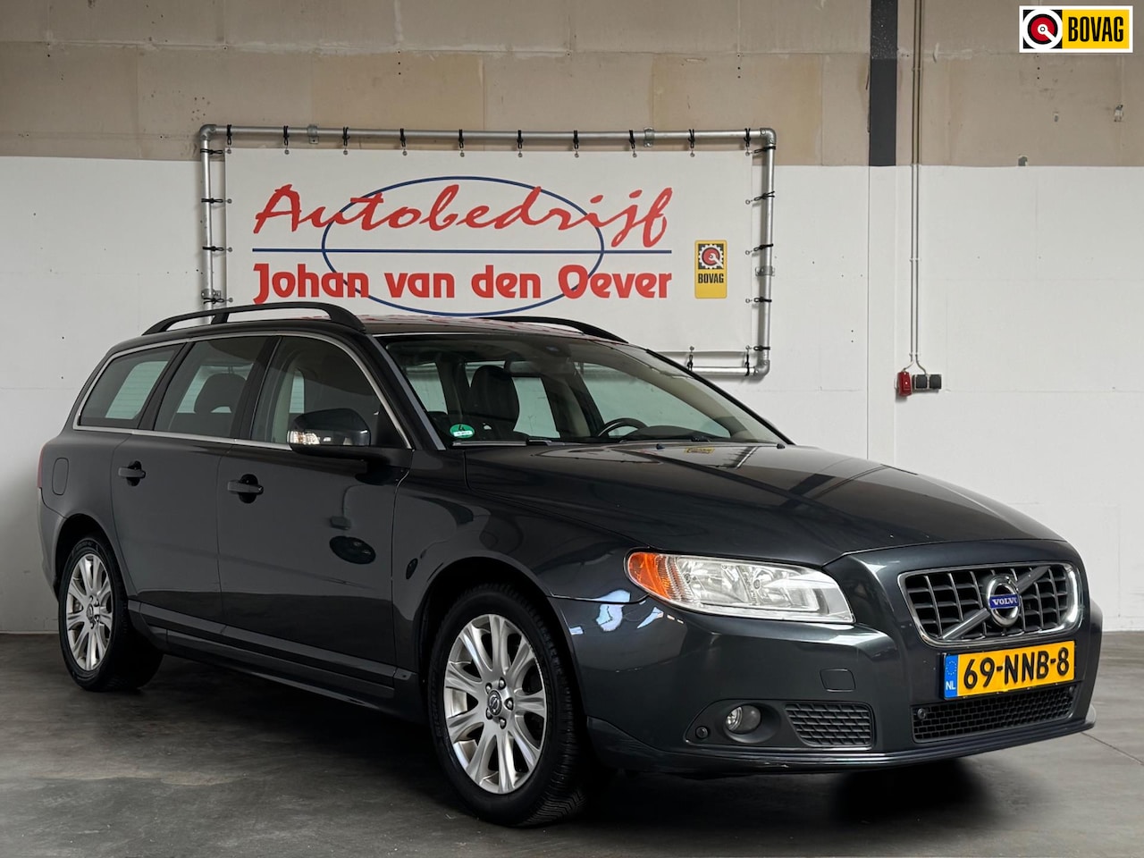 Volvo V70 - 2.0D Limited Edition|Stoelverwarming|Trekhaak|Cruise| - AutoWereld.nl