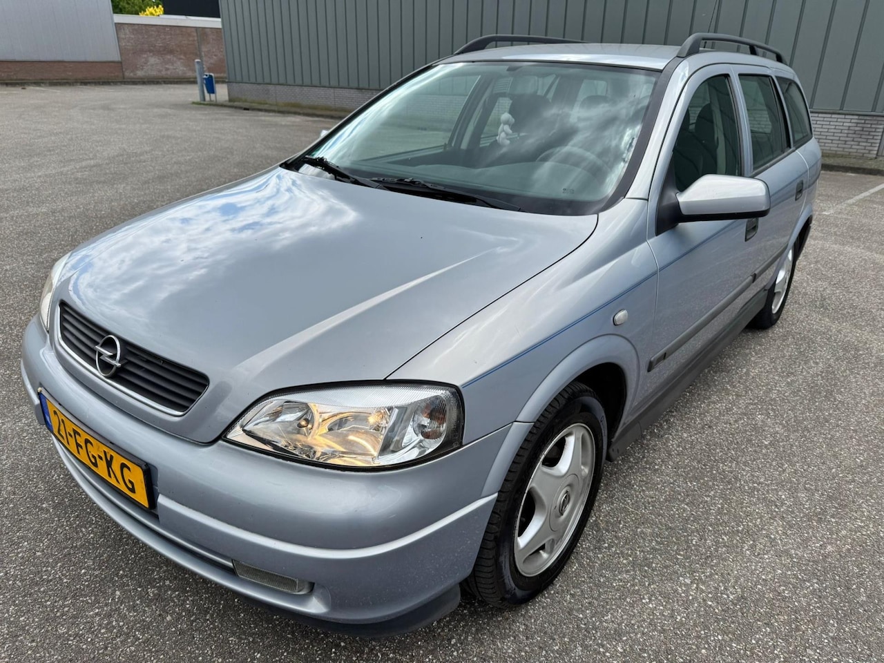 Opel Astra Wagon - 1.6-16V CDX 2000 AUTOMAAT - AutoWereld.nl