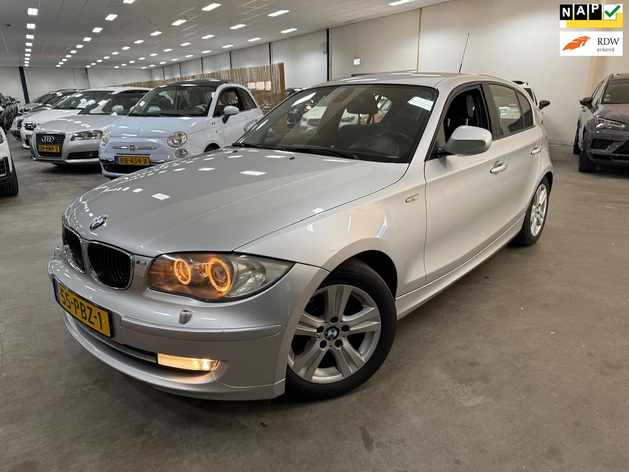BMW 1-serie - 118i EffDyn. Ed. Busines / AIRCO / NIEUWE APK / NETTE AUTO - AutoWereld.nl