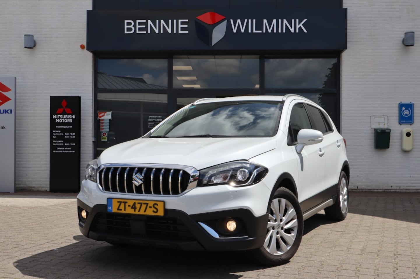 Suzuki S-Cross - 1.4 BoosterJet Select Automaat Trekhaak/AllSeasons - AutoWereld.nl
