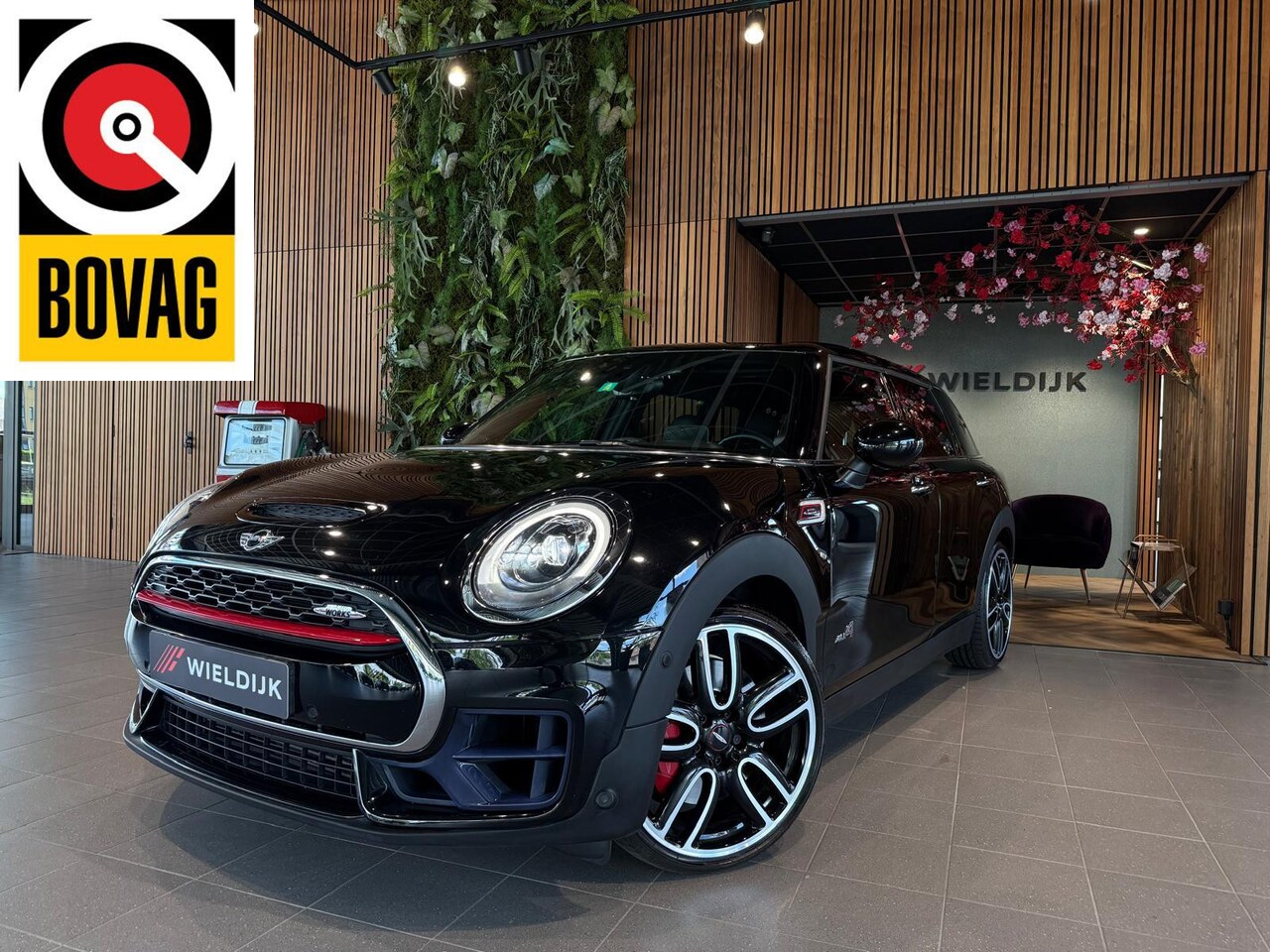 MINI Clubman - 2.0 John Cooper Works ALL4 Chili Mini 2.0 John Cooper Works ALL4 Chili - AutoWereld.nl