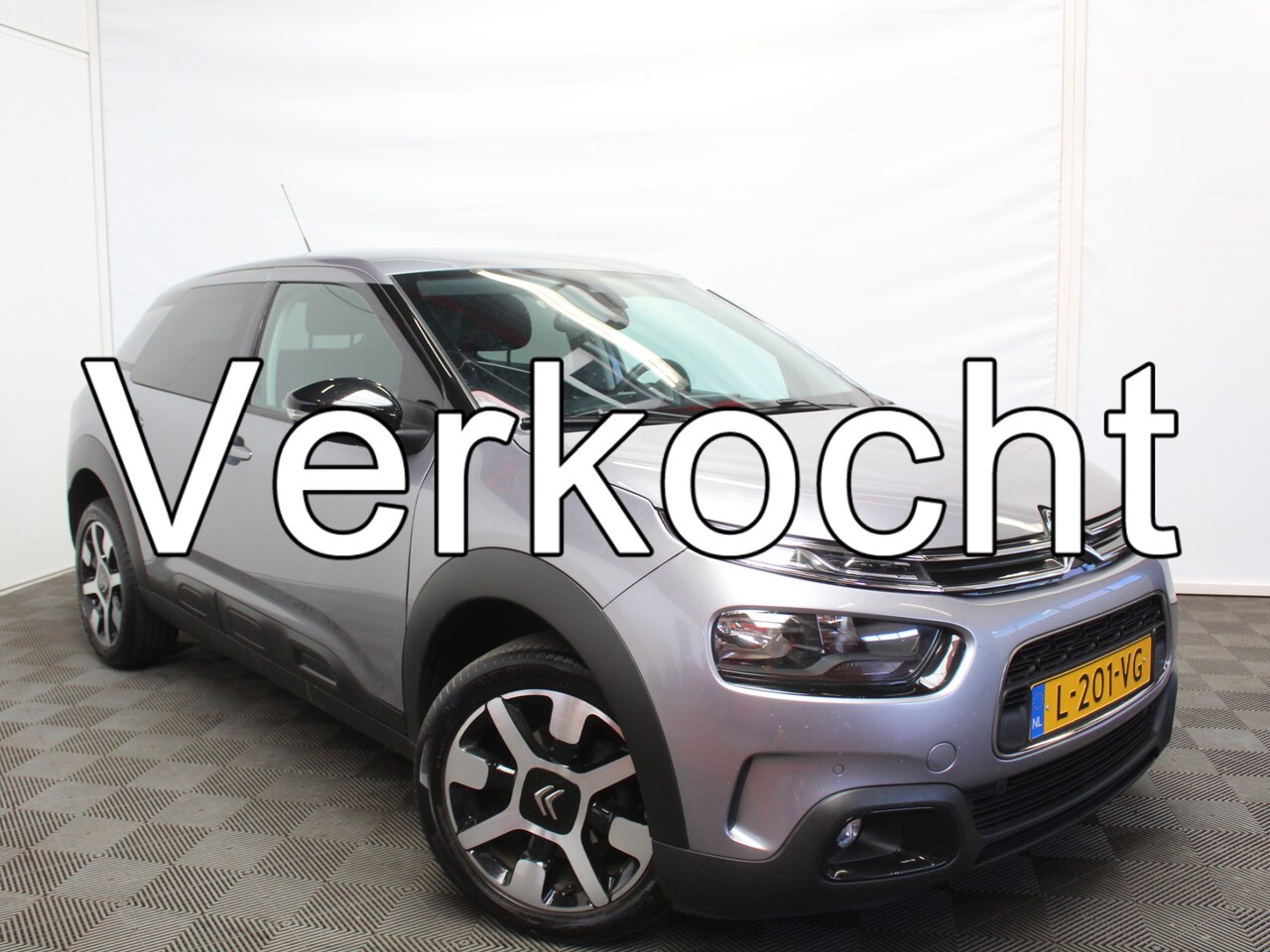 Citroën C4 Cactus - 1.2 PureTech Business CLIMATE | CARPLAY | CAMERA | CRUISE | LMV | LED | NAVI - AutoWereld.nl